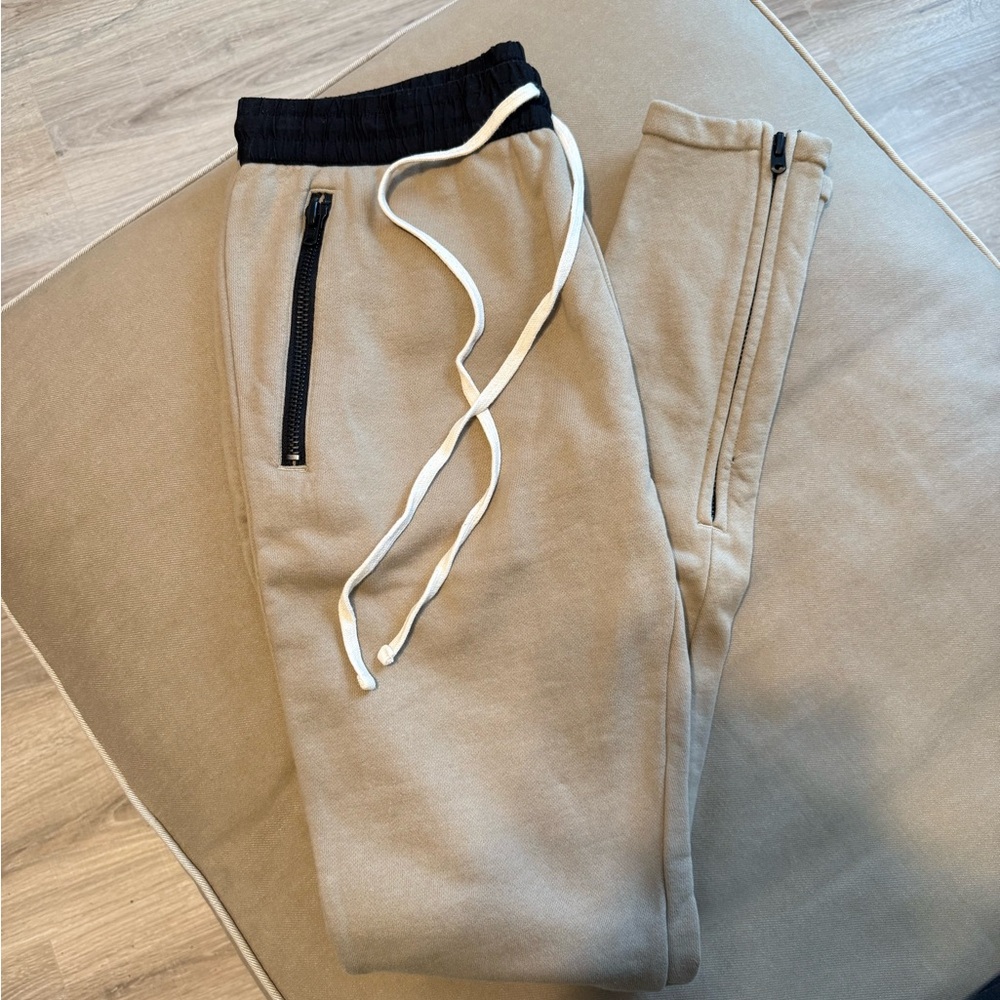 Fear of God (FOG) Essentials Sweats